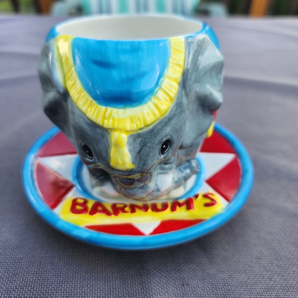 Barnum's animals elephant cup with saucer vintage nabisco classics collection